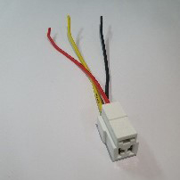 Колодка соед. 3 конт. 6,3мм (гнездо) с проводом 0,75мм AVKOPRO AVK9073348-0,75